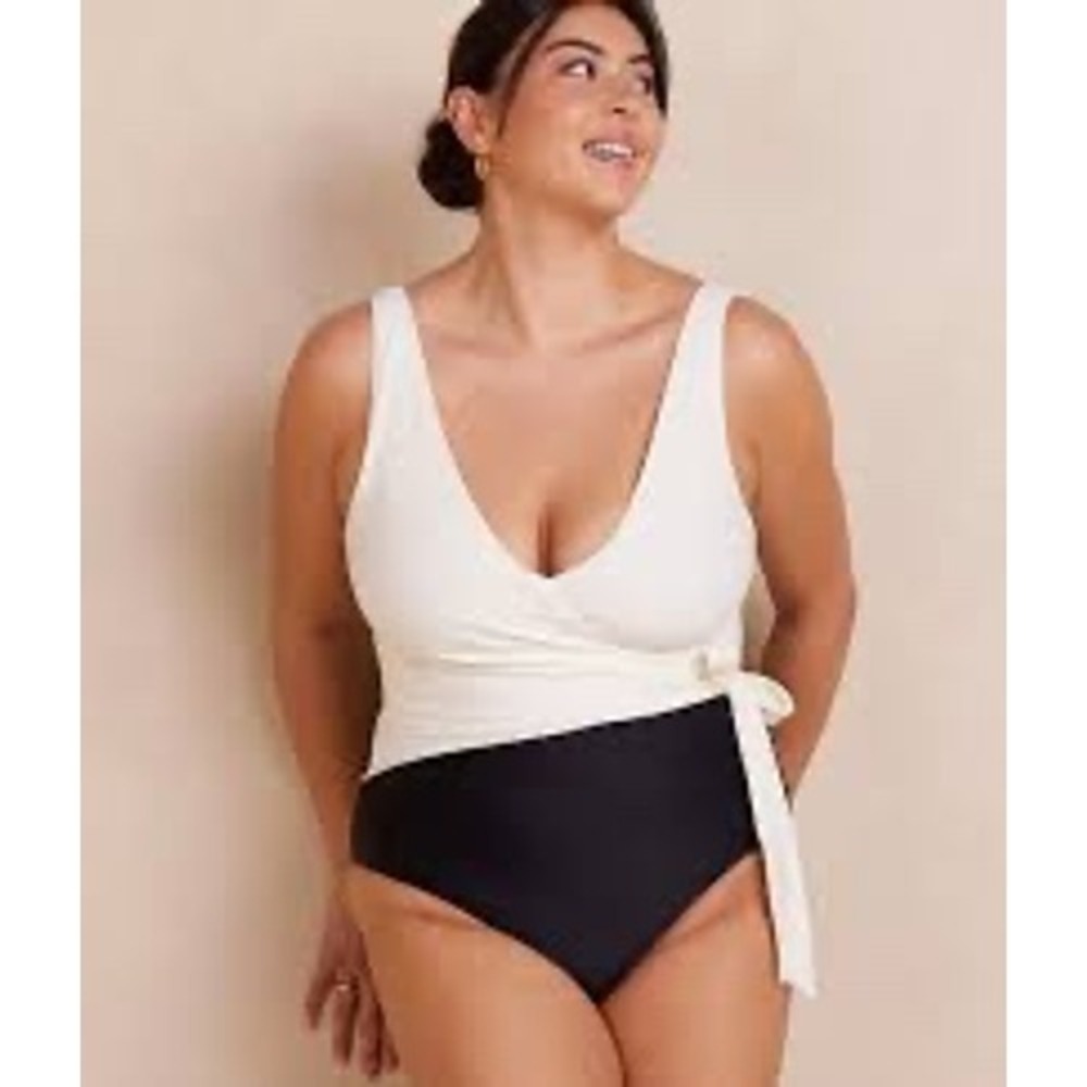Summersalt The Perfect Wrap One Piece Swimsuit White Black Colorblock Size 14